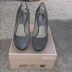 Michael Kors Slate Grey Pumps